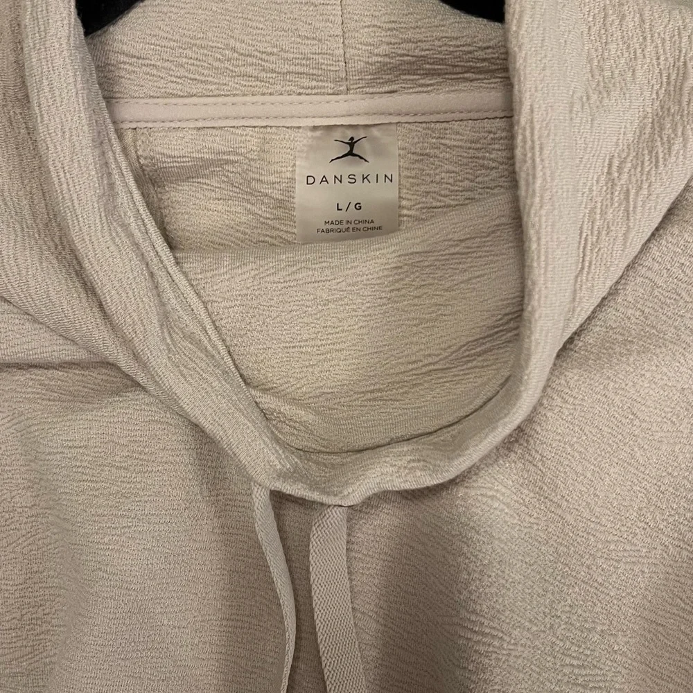 Danskin Textured Cream Hoodie - Picture 2 of 3